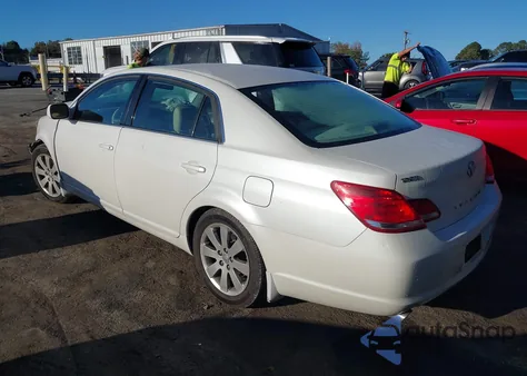 2005 Toyota Avalon Xls z USA, uszkodzony, nr VIN 4T1BK36B05U010164